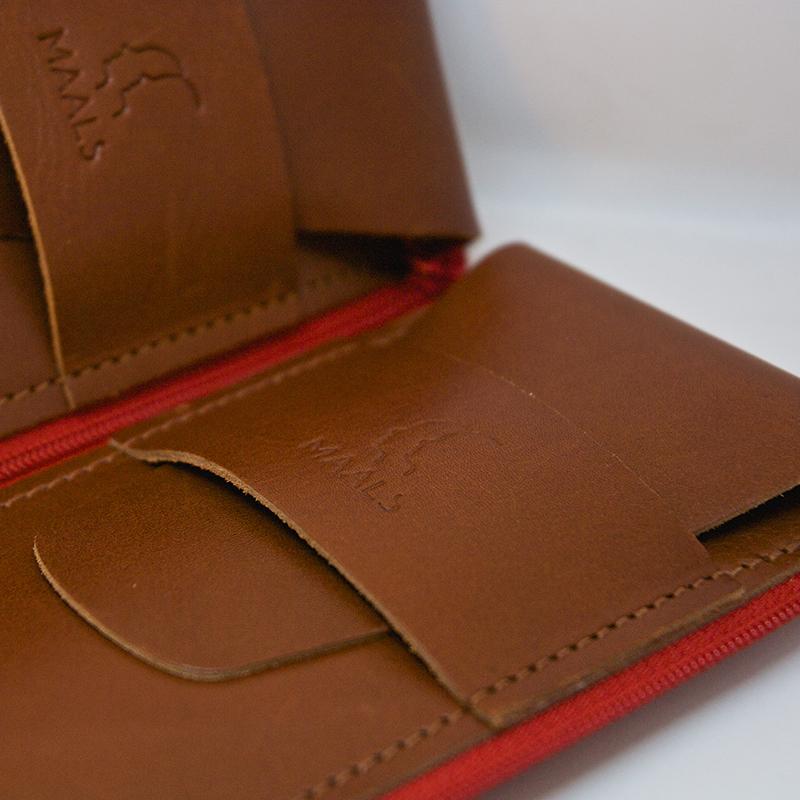 MAALS connecting leather watch pouches